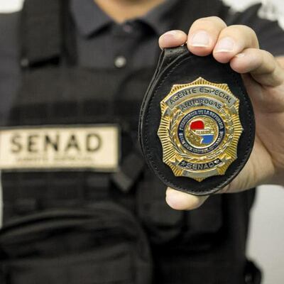 Fotografía del agente de la Secretaría Nacional Antidrogas ( Senad), gentileza Senad