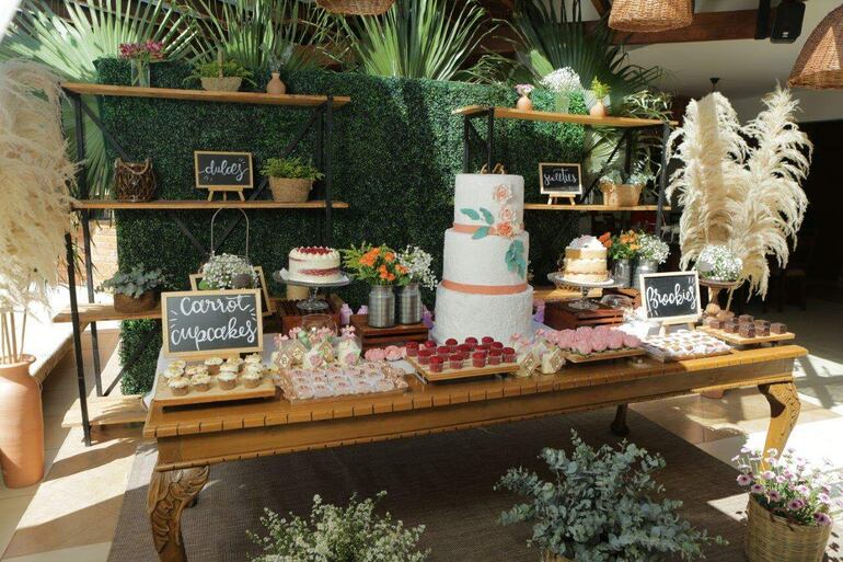 La residencia fue finamente decorada con arreglos de flores naturales y otros detalles por La Martina Producciones.