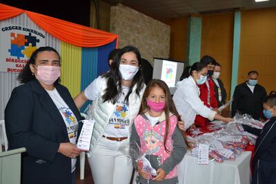 Los niños recibieron también orientaciones para la limpieza buco dental.