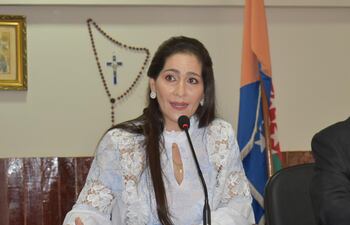 Carolina Yunis de Acevedo asumirá como intendenta interina en Pedro Juan Caballero, tras la muerte de su cuñado, José Carlos Acevedo.