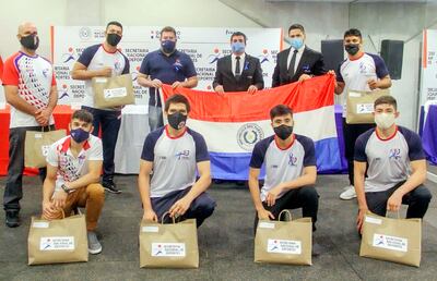 Judocas en la despedida que se realizó días pasados previo al viaje con destino a Guadalajara.