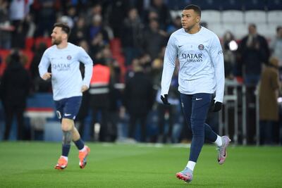 El presidente de la UEFA criticó a Lionel Messi y a Emiliano Martínez