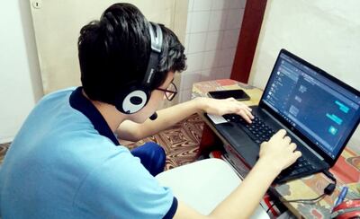 La mayoría de los alumnos están estudiando a distancia para prevenir contagios de covid-19.