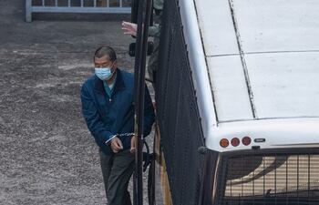 Justicia prochina condenó a Jimmy Lai, director de medios de Hong Kong, por acompañar las manifestaciones prodemocracia. (AFP)