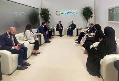 El ministro Luis Castiglioni se encuentra en Emiratos Árabes, acompañado de funcionarios.