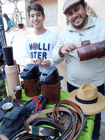 Guillermo Federico Genes Insfrán, con su hijo Nilson Gabriel Genes Cuevas.
