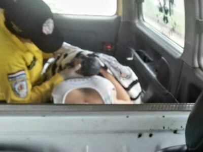 Madre e hija están fuera de peligro gracias a la rápida asistencia de los Bomberos Voluntarios.