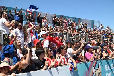 Este mismo entusiasmo que mostraron ayer los aficionados paraguayos se espera repetir en la jornada de hoy aprovechando el día feriado en nuestro país.