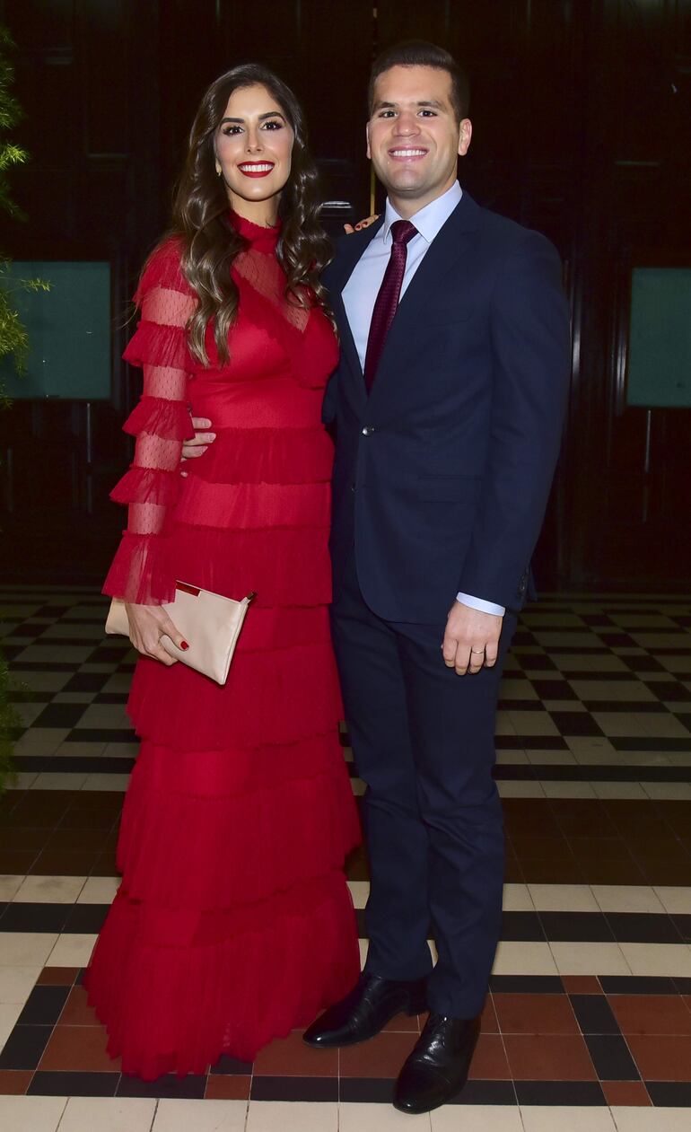 Estefania Zapag y Hernán Huttemann.