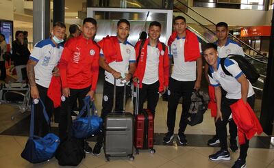 Plantel de la Albirroja Sub 20, rumbo a México.