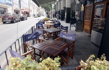 La cuarentena total, instalado a mediados de marzo, sigue teniendo impacto en los pequeños negocios que no logran recuperarse.