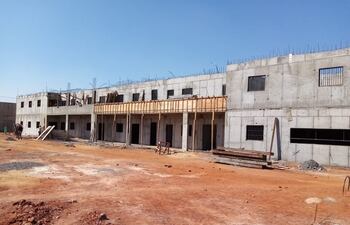 Una de las cárceles que se construyen en Emboscada.