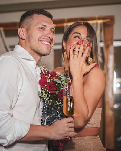 Felicidad pura en una imagen única. Los enamorados Óscar Portillo y Jessica Torres. (Instagram/Óscar Portillo)