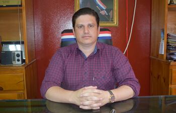 Derlis Espínola, intendente actual de J. Eulogio Estigarribia y que busca el rekutú.