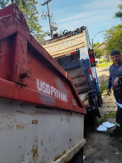 Andrés Abelino Ruiz Guerrero explica los detalles en que se produjo el hallazgo de los restos óseos dentro del contenedor de basura en Luque.