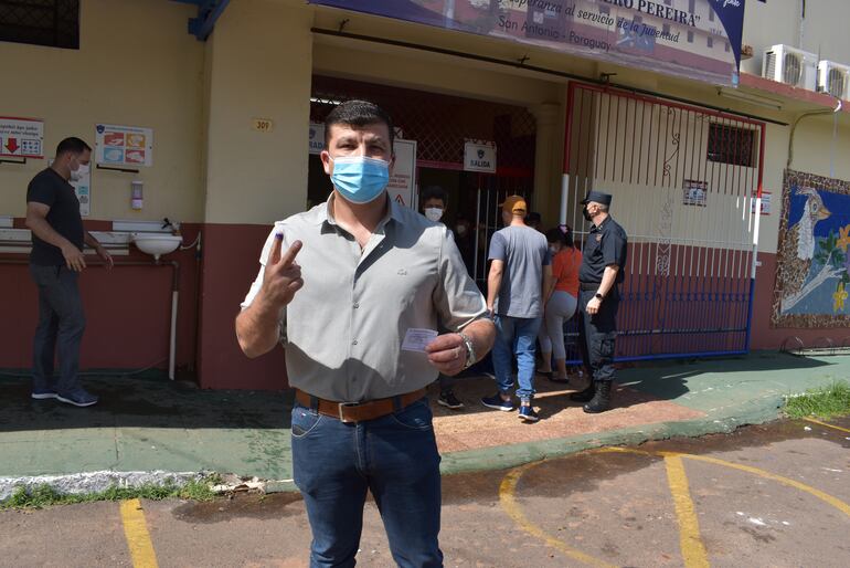 Santiago Aguilera, liberal, flamante ganador de la ciudad de San Antonio. 
