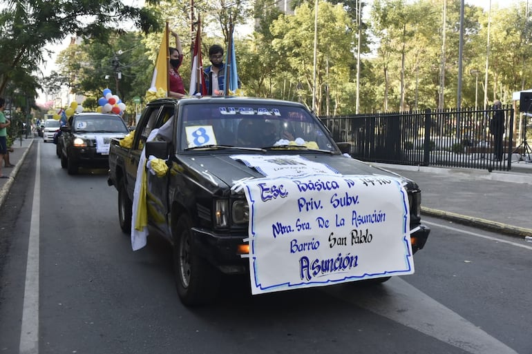 Caravana en honor a la Virgen de la Asunción.