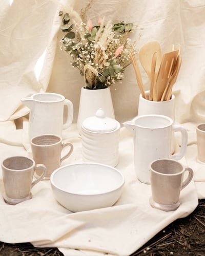 Objetos de cerámica finos y delicados. @fandeco_py