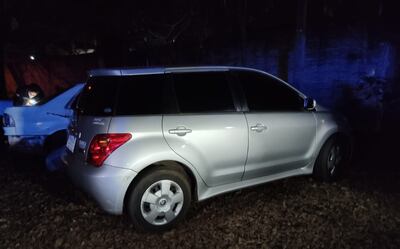 El GPS permitió llegar hasta el vehículo que fue abandonado por los delincuentes.