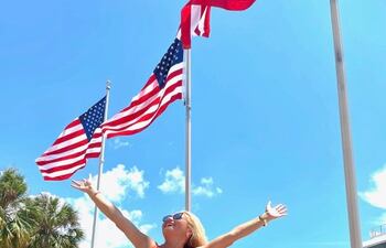 Sara Allinquant durante su visita en Miami, a donde fue invitada por Porsche, que en nuestro país está representado por el Grupo Diesa.