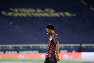 Cuadrado debe descansar por acumular dos amarillas.