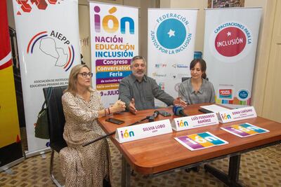 Representantes de la AIEPP y Juntos por la Inclusión, en el lanzamiento de Congreso IÓN 2022.
