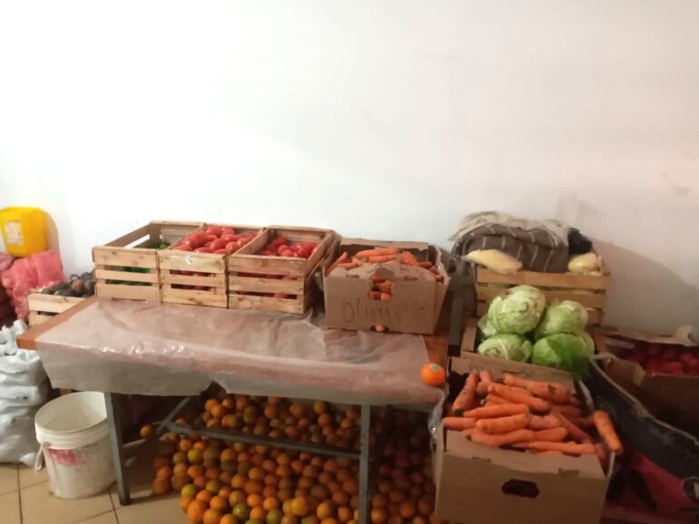En la escuela Ramòn Bejarano se acaban las pocas provisiones para el almuerzo escolar, y ya no reciben racion de carne vacuna, por falta de pago a la proveedora.