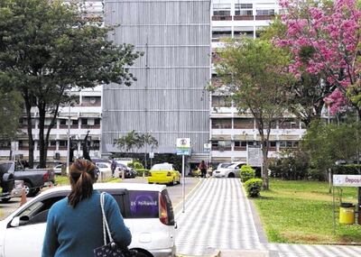 Los siameses recién nacidos se encuentran en el Hospital Central del IPS en óptimas condiciones de salud.