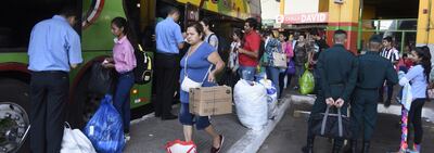 Antes de la pandemia, los compatriotas llegaban desde ciudades del interior a la capital. La Terminal de Ómnibus de Asunción los recibía durante todo el año (archivo).