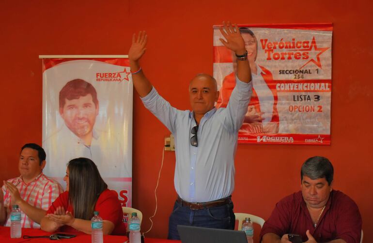 El único candidato a gobernador de Guairá por Fuerza Republicana, Dr. Carlos Barreto Cortesi.