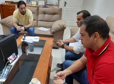 Autoridades de Ciudad del Este participaron ayer de una teleconferencia con autoridades de Foz de Yguazú, Brasil.