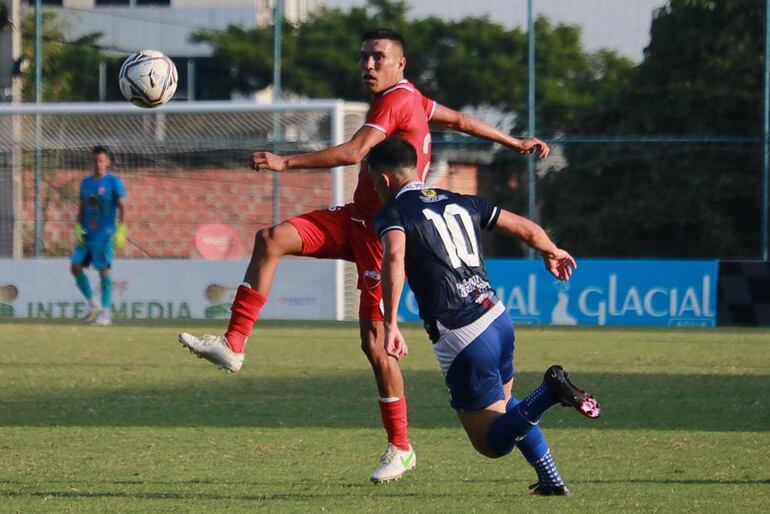 Sportivo Carapeguá consiguió una buena victoria sobre Fernando de la Mora