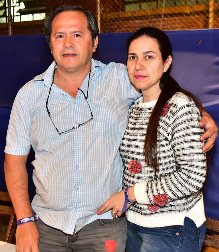 Elías Riquelme y Sara Torales.