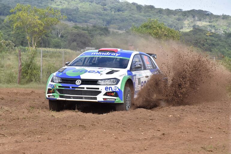 Javier Ugarriza y Germán Maune, con el VW Polo GTI R5, fueron los ganadores de la RC2B.