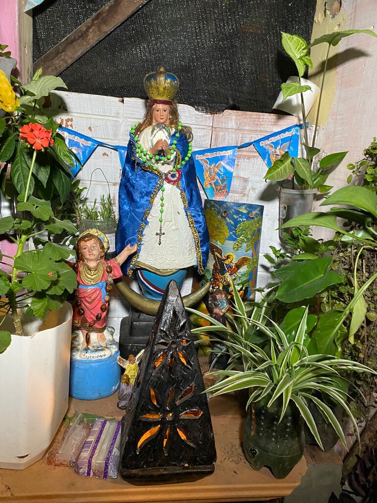 La virgen de Caacupé milagrosamente quedó intacta luego de incendio