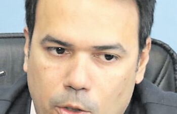 Juez penal de garantías Rolando Duarte. Interina a su colega Gustavo Amarilla en la causa de los jóvenes dirigentes del PLRA.