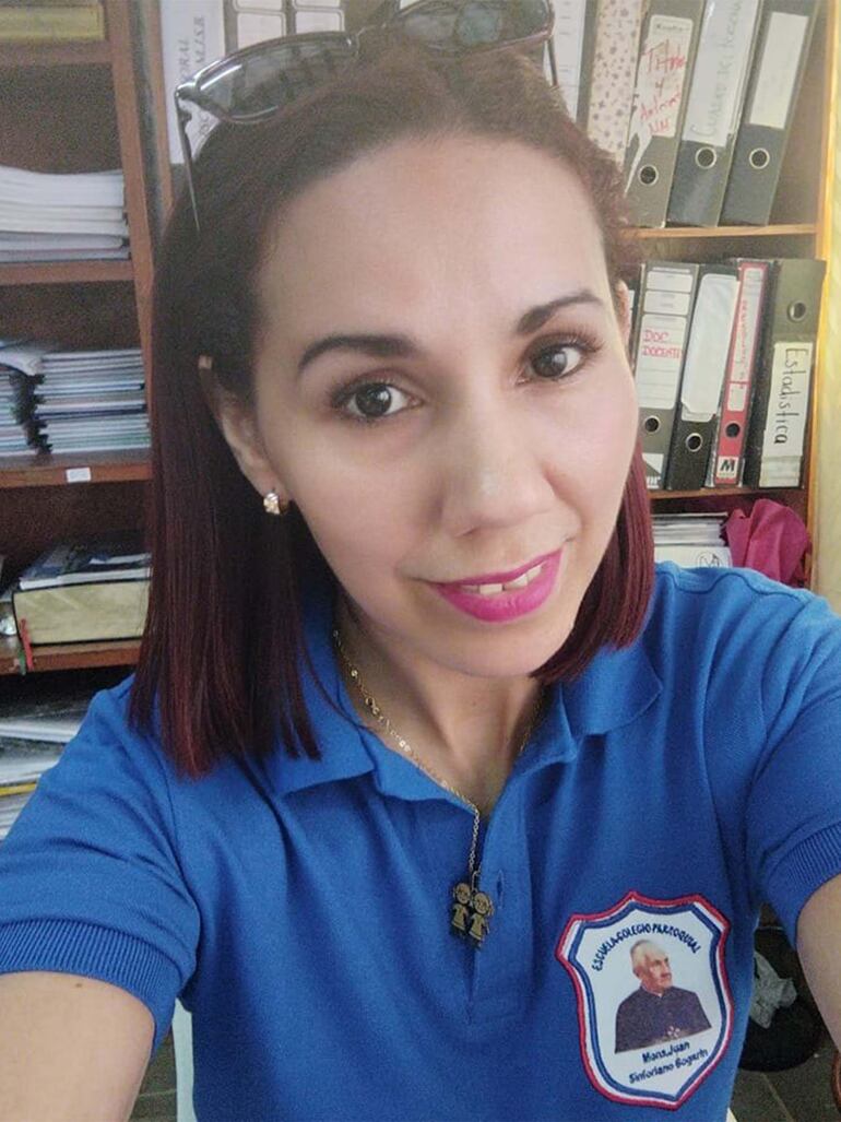 María Isabel Vega Arana, directora de colegio asesinada.