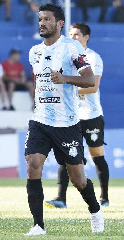 Salustiano Candia Galeano (37 años), capitán y experimentado defensor del equipo de Guaireña.