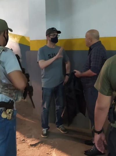 Detención de Kassem Hijazi (centro, con kepis), en Ciudad del Este.