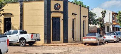 La casona donde cada fin de semana se juntan los jóvenes y hacen competencia de ruido.