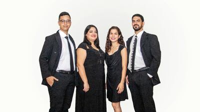 El músico y compositor Horacio Viñales junto a la soprano Evelyn Carreras y los pianistas Nicole Kennedy y Mathías Florentín, parte de los que dan vida a “Walter Ego”.