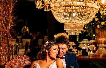 María Anahí Álvarez Aranda y Juan Emanuel Vega Ayala contrajeron matrimonio.