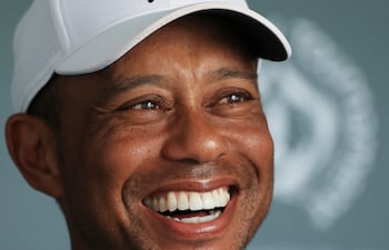 Woods sufrió "múltiples" lesiones de pierna y "actualmente está en cirugía", dijo Mark Steinberg, agente de Woods, en una declaración a la revista Golf Digest.