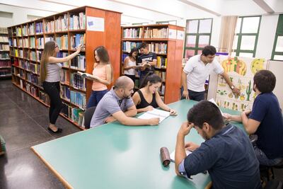 La Universidad Católica ofrece sus clases en la modalidad presencial.