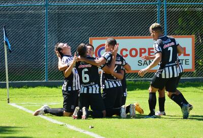 El Deportivo Santaní consiguió salvarse del descenso.