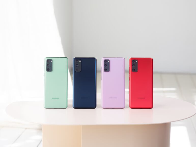 Colores increíbles para elegir: : Cloud Mint, Cloud Navy, Cloud Lavender y Cloud Red.