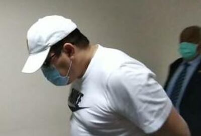 El médico cirujano Arturo Grau procesado por coacción sexual y violación fue beneficiado con arresto domiciliario.