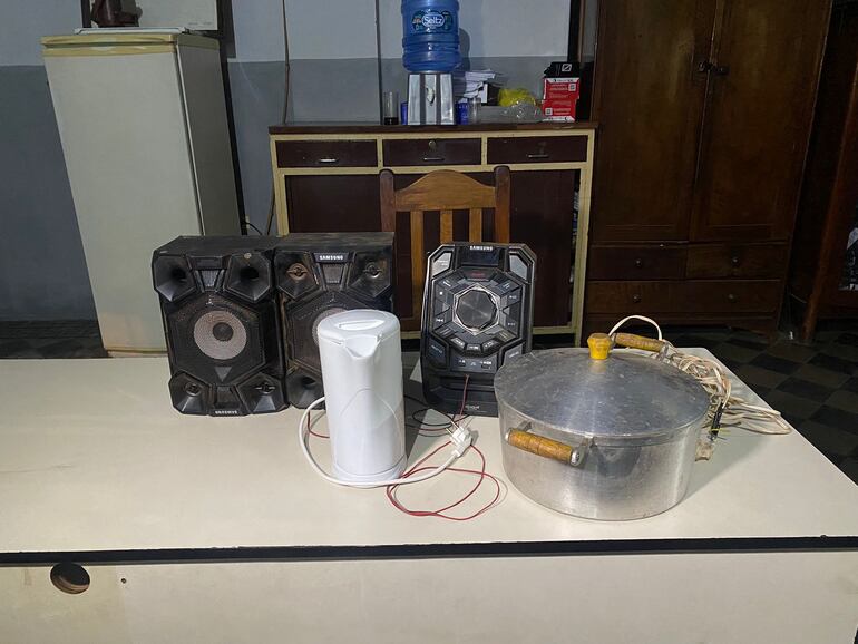 Los elementos que fueron recuperados por la policía.