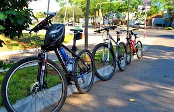 Las bicicletas de montaña y las híbridas son definitivamente las más populares en Paraguay.