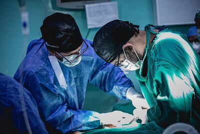 Varios médicos llegaron de diferentes zonas del país para realizar las cirugías a niños y niñas del Hospital Pediátrico Niños de Acosta Ñú.